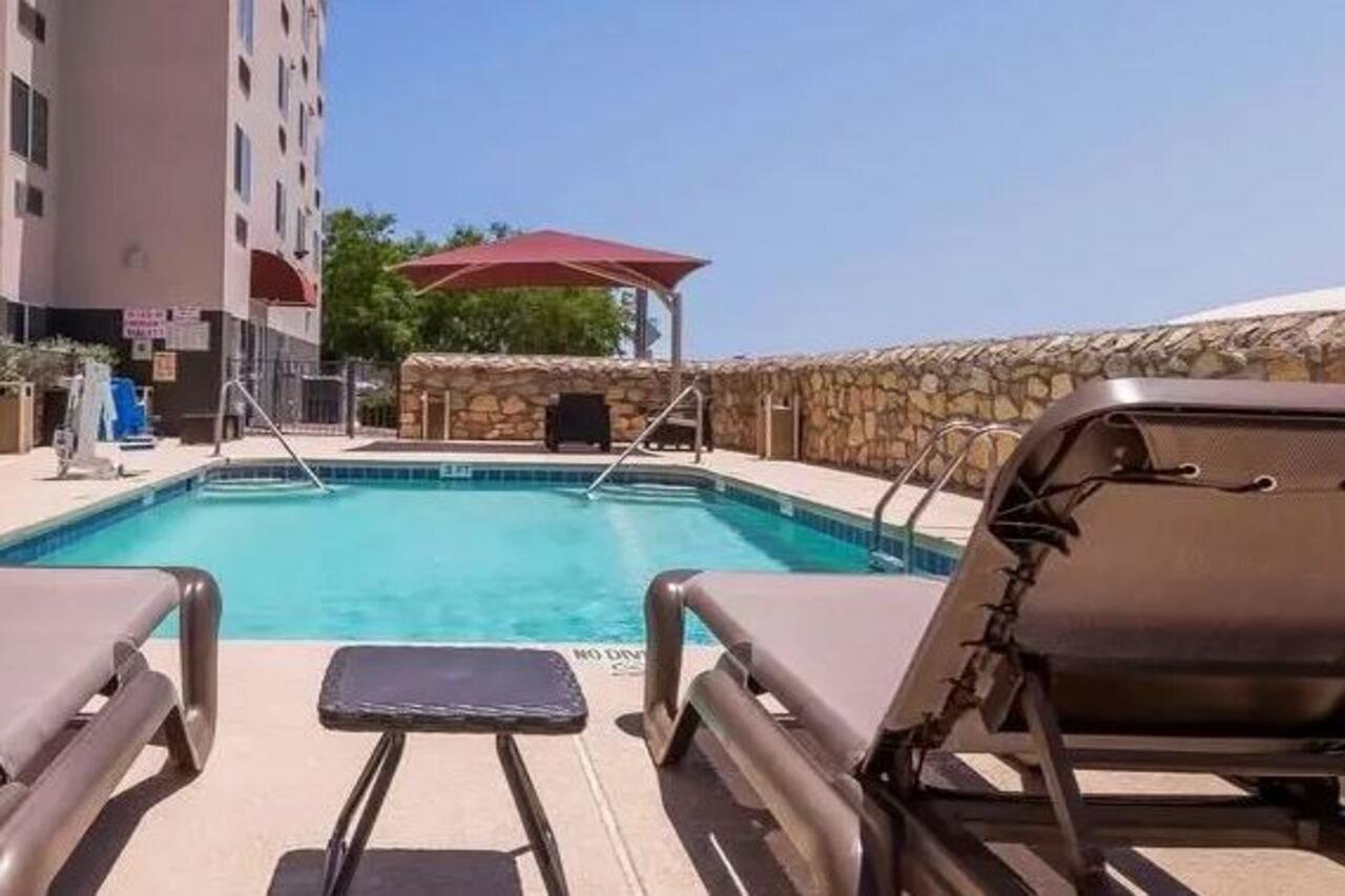 Comfort Suites El Paso Airport מראה חיצוני תמונה