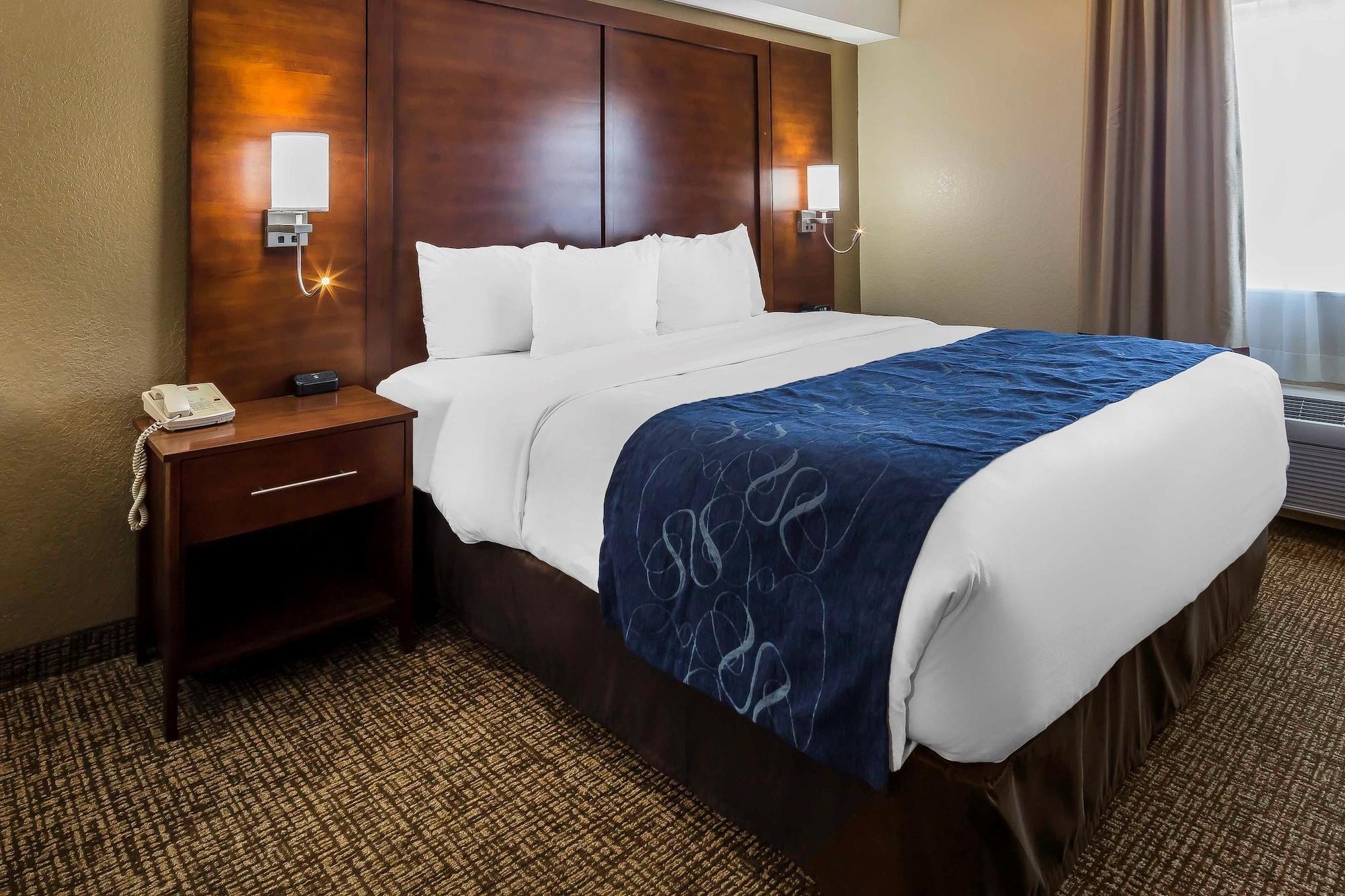 Comfort Suites El Paso Airport מראה חיצוני תמונה