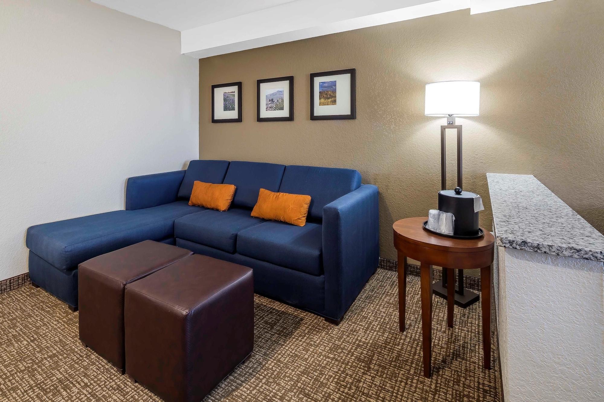 Comfort Suites El Paso Airport מראה חיצוני תמונה