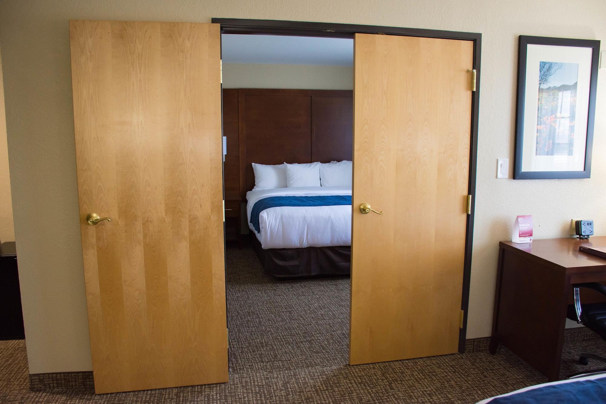 Comfort Suites El Paso Airport מראה חיצוני תמונה