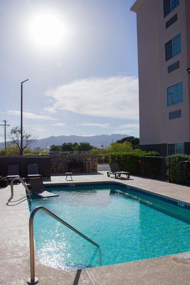 Comfort Suites El Paso Airport מראה חיצוני תמונה