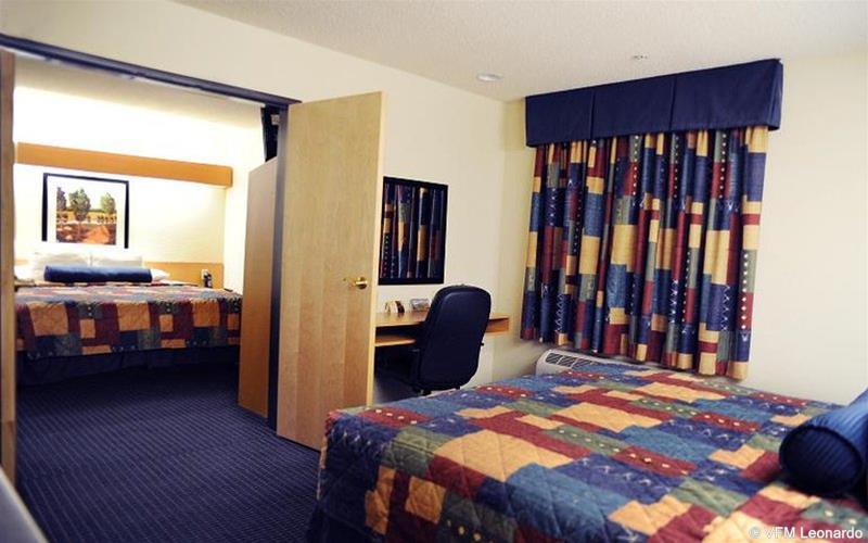 Comfort Suites El Paso Airport מראה חיצוני תמונה