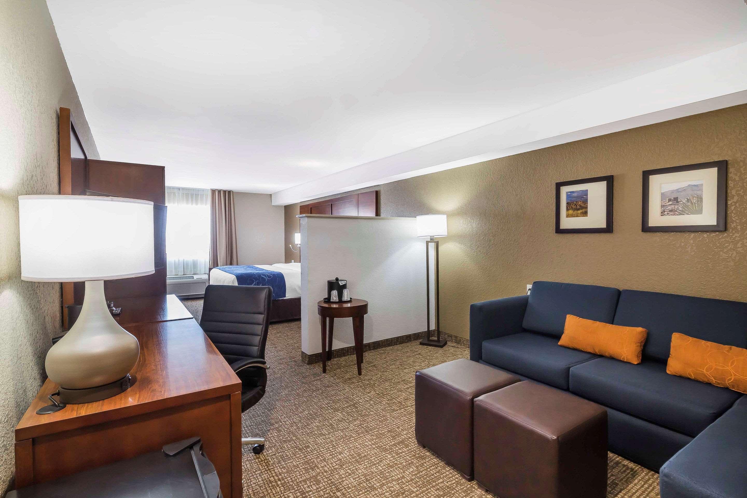 Comfort Suites El Paso Airport מראה חיצוני תמונה
