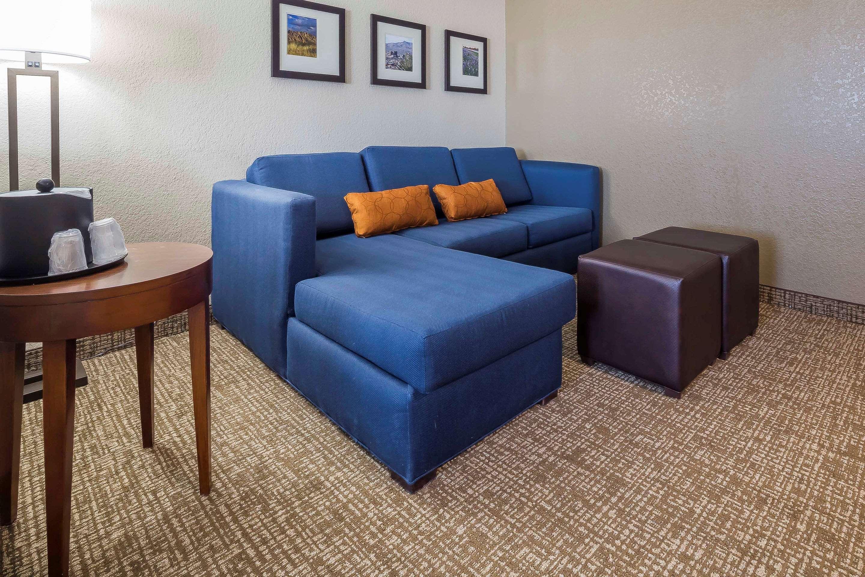 Comfort Suites El Paso Airport מראה חיצוני תמונה